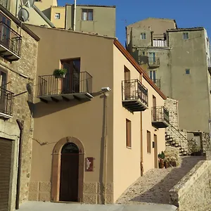 Porta Baciamano Guest house